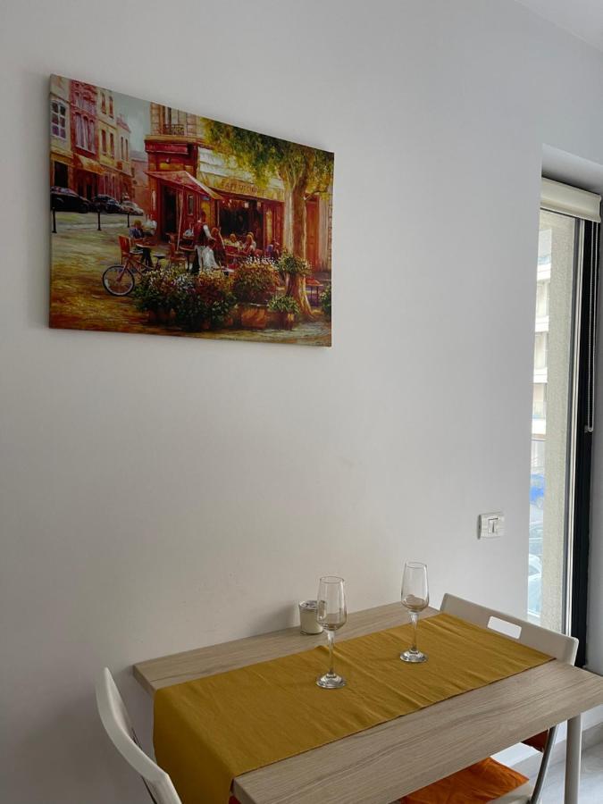 Plaza Luxury Apartment Near Presidential Palace Bucarest Exterior foto
