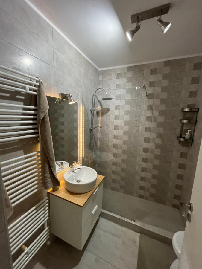 Plaza Luxury Apartment Near Presidential Palace Bucarest Exterior foto